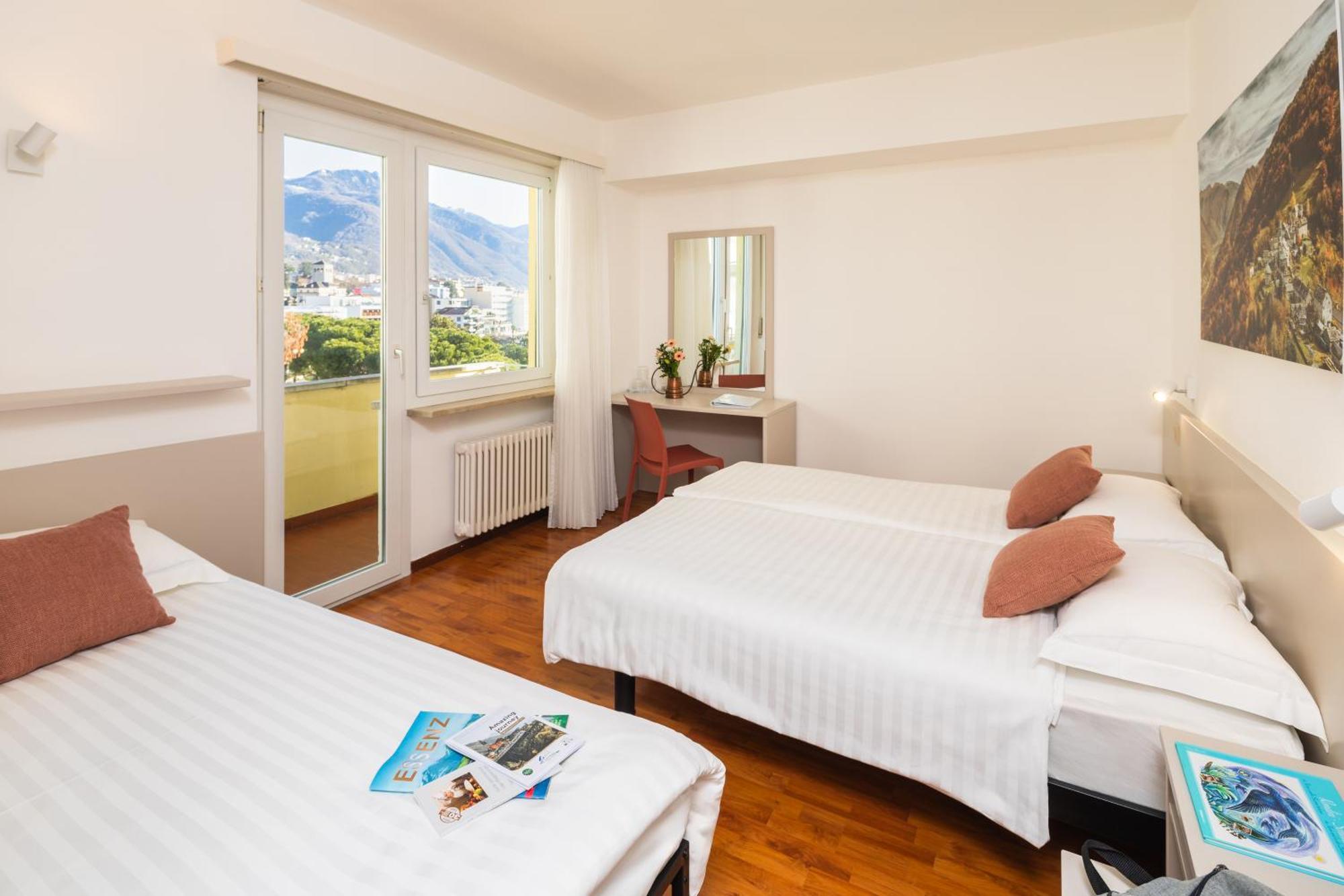 Hotel Rondinella Locarno Exterior photo